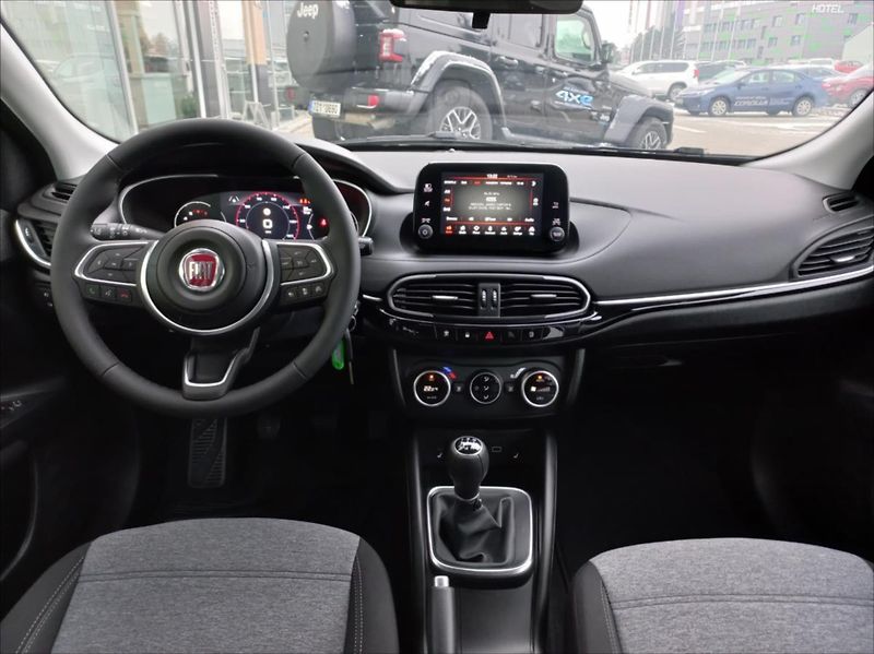 Fiat Tipo 1,0 FireFly 100k  SW Cross Hig - fotka 11 z 14
