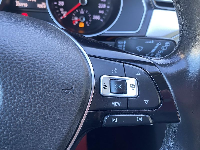 Volkswagen Passat (2019) 2,0 TDi Comfortline  - fotka 30 z 49