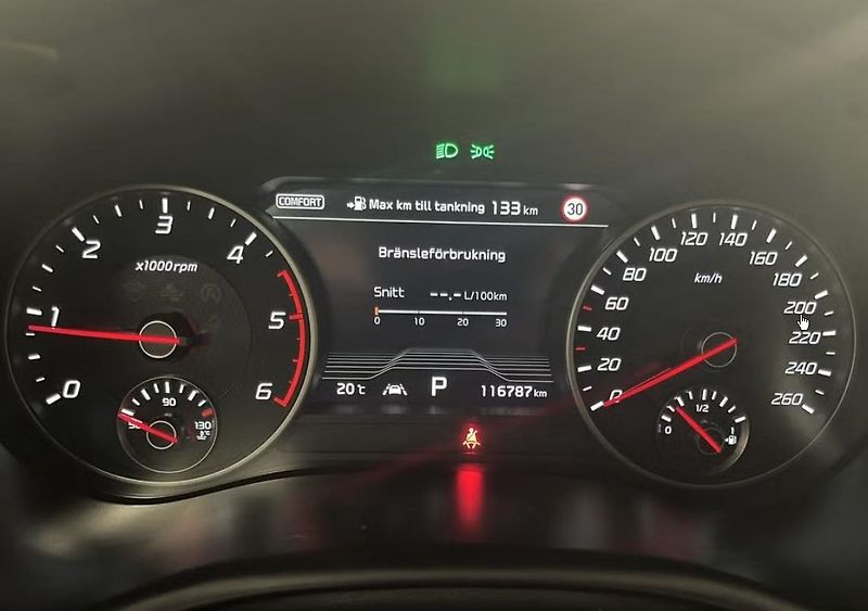 Kia Stinger 2.2 CRDI AWD GT Bílý in. HuD  - fotka 21 z 21