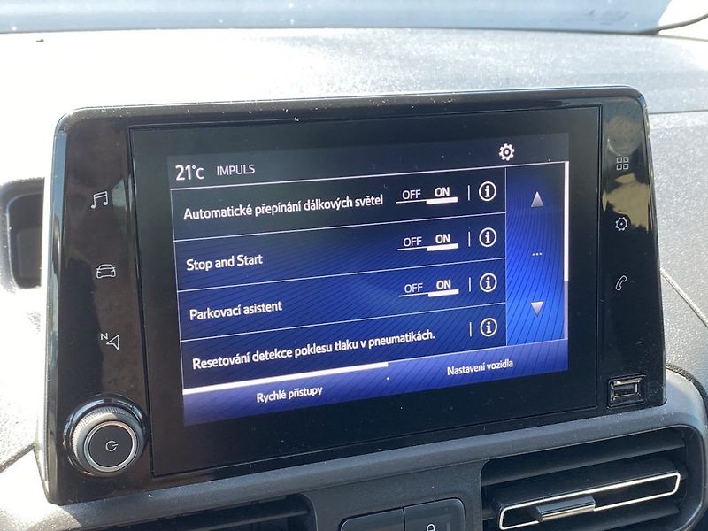 Toyota ProAce City Verso 1.5D, ČR, Family L1, tažné - fotka 14 z 17
