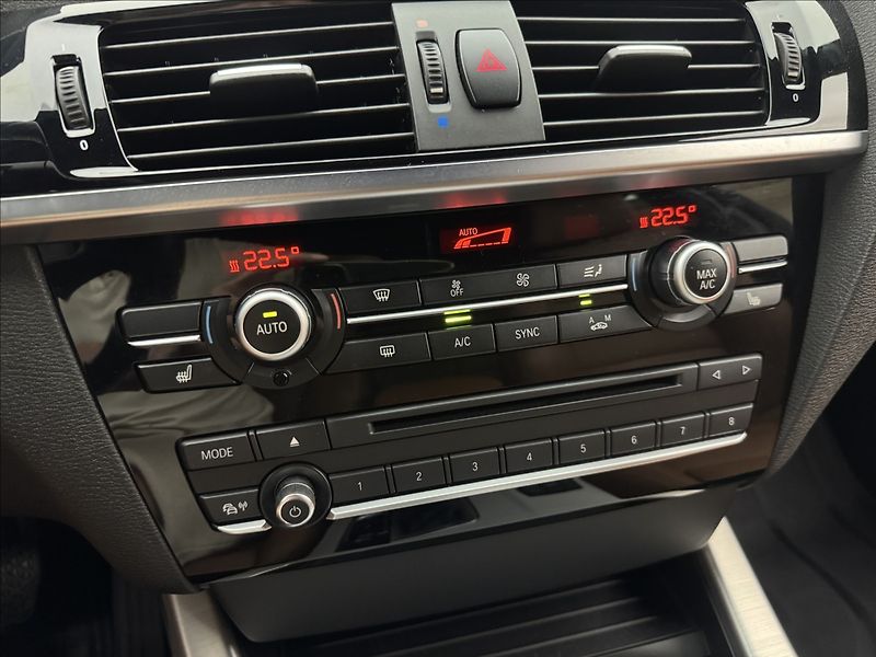 BMW X3 3,0 35d 4X4 M DPH KŮŽE LED ČR - fotka 28 z 49