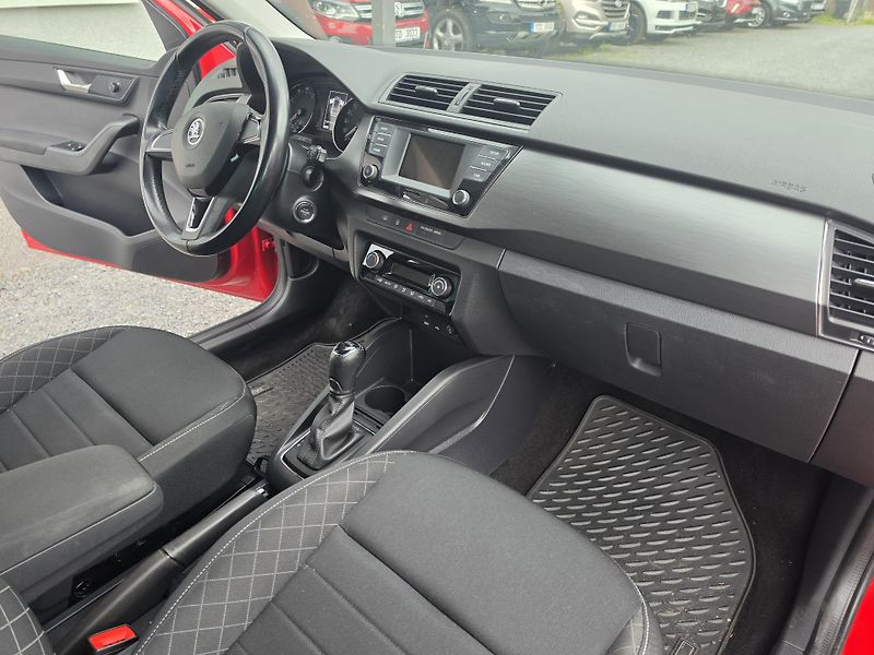 Škoda Fabia 1.0 TSI Automat 81KW  - fotka 10 z 12