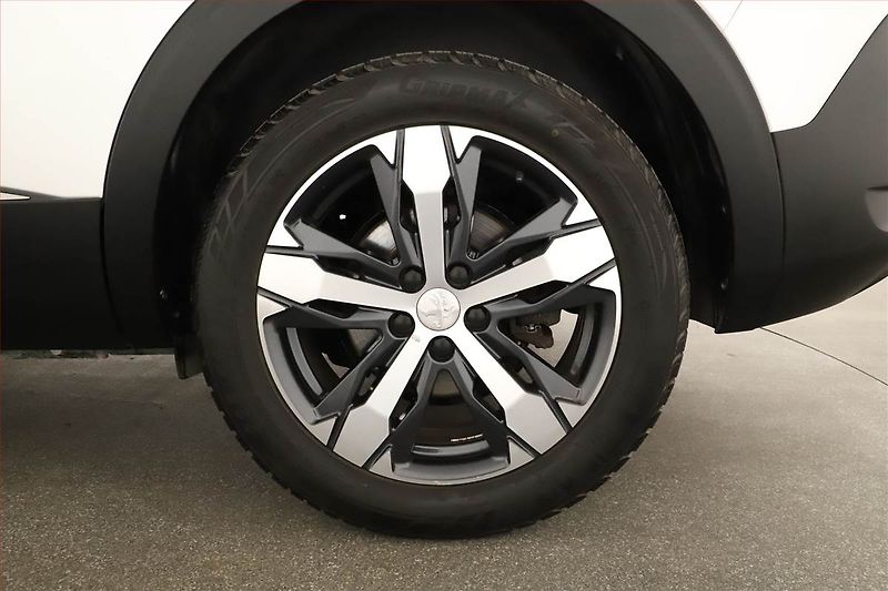 Peugeot 5008 (2017) Premium 1.6 BlueHDi, Automat - fotka 12 z 20