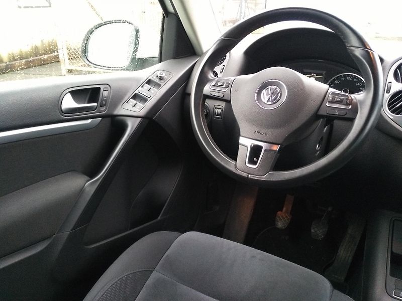 Volkswagen Tiguan 2,0 TDI 4Motion /103 kW/ - fotka 10 z 34