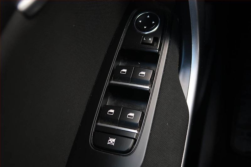 Kia Ceed (2019) 1.4 CVVT, Serv.kniha, Tempomat - fotka 17 z 17