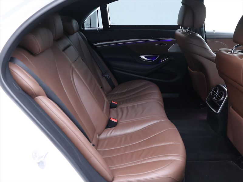 Mercedes-Benz Třídy S 3,0 350d 4Matic AMG paket - fotka 15 z 39