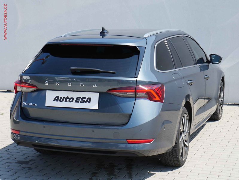 Škoda Octavia (2021) 2.0 TDi, ČR, DSG, Style - fotka 4 z 20