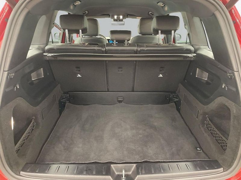 Mercedes-Benz GLB 200 Parkovací asistent - fotka 12 z 15
