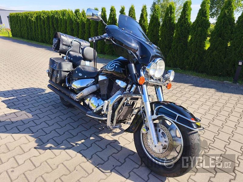 Suzuki VL 1500 Intruder LC (1997) - fotka 2 z 6