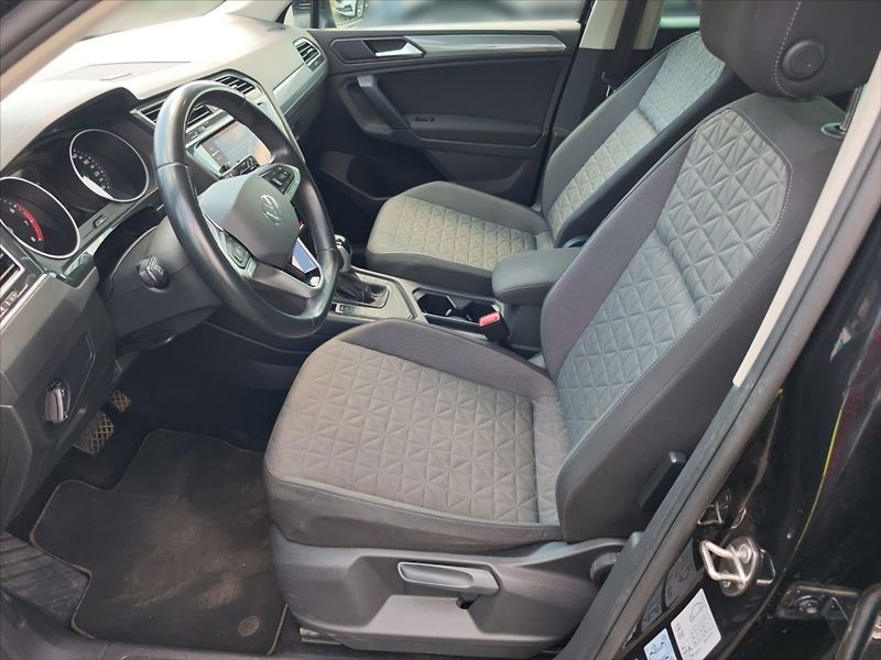 Volkswagen Tiguan 1,5 TSI Life DSG - fotka 7 z 11
