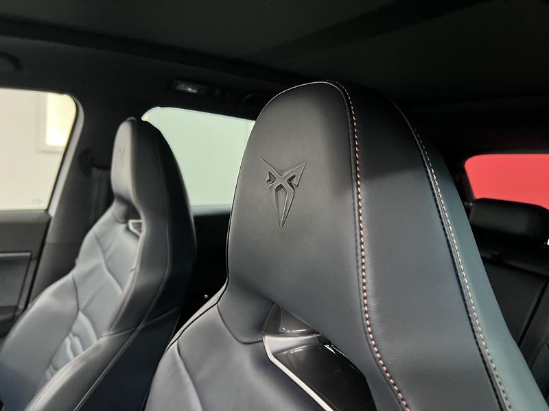 Cupra Ateca 2.0 TSI 265 kW, 4x4, ABT - fotka 19 z 49