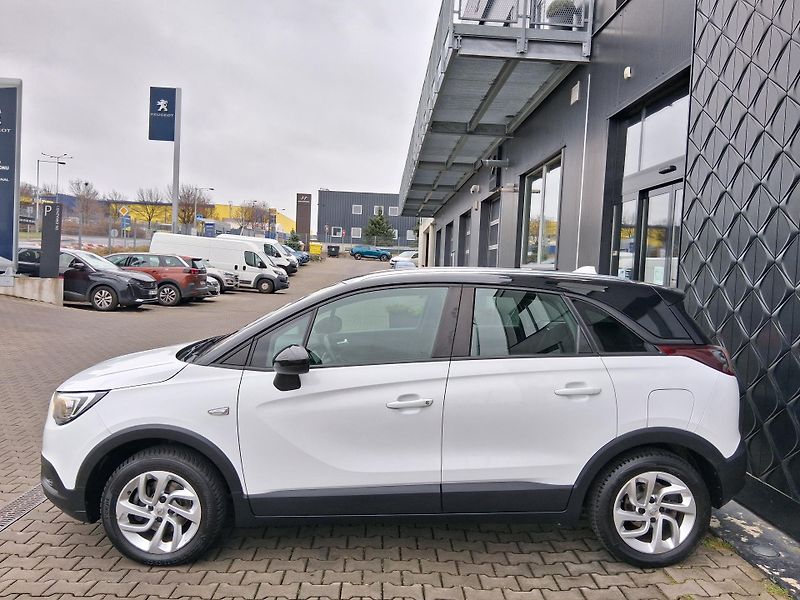 Opel Crossland X SMILE 1.2 TURBO 96 kW - fotka 4 z 22