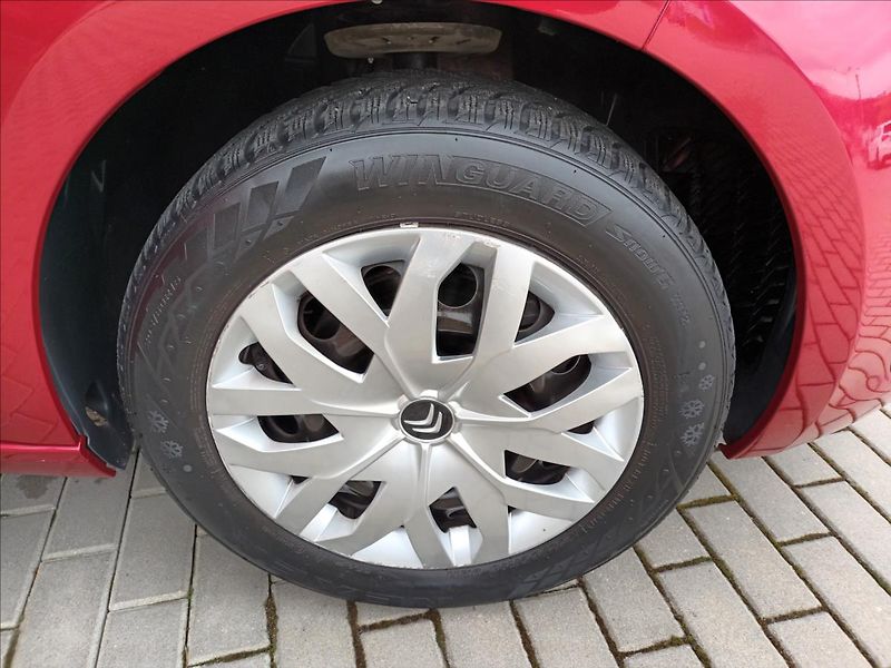 Citroën C4 Picasso 1,2 -81KW,DIGIKLIMA,KOLA - fotka 27 z 46