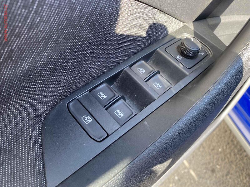 Škoda Kamiq (2022) 1.0 TGi, Style, LED - fotka 13 z 17