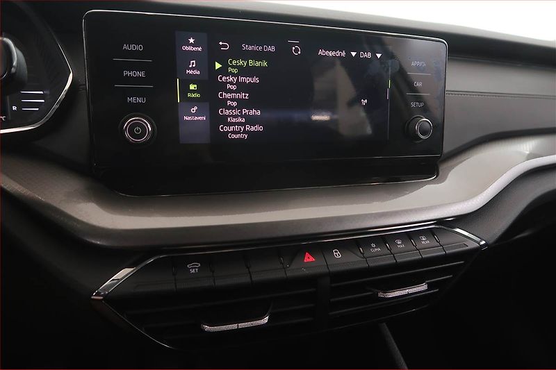Škoda Octavia (2023) Ambition 2.0 TDI, ČR,1.maj - fotka 12 z 17
