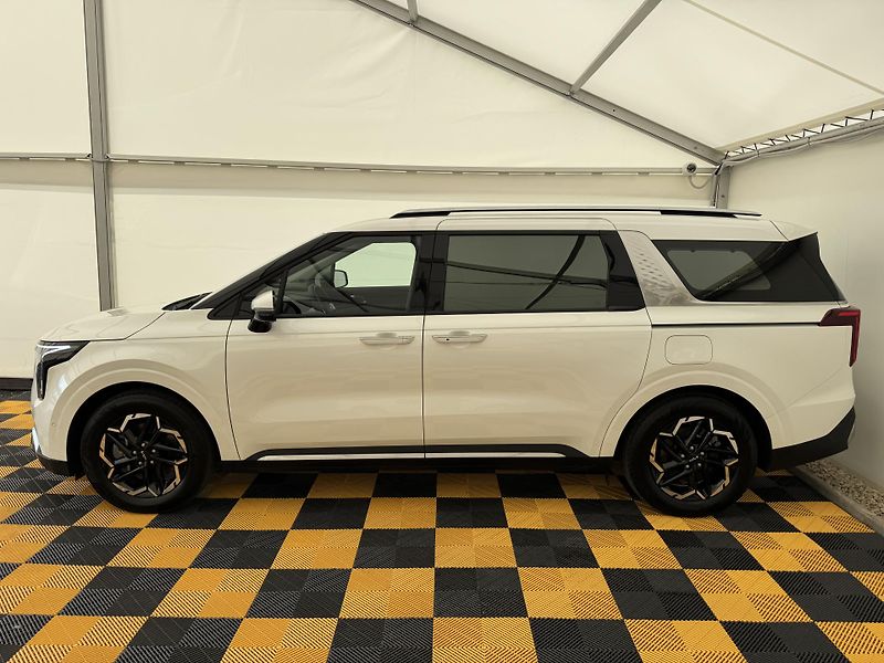 Kia Carnival 2.2d*AT*145kw*9-mist*DPH* - fotka 4 z 50