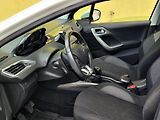 Peugeot 2008 1,2 MÁLO NAJETO*CZ,SERVIS - náhled 22