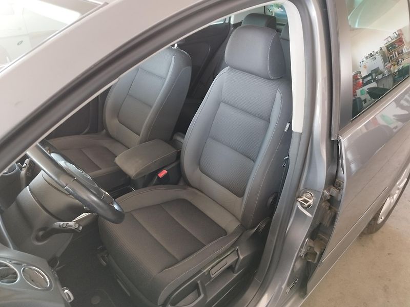 Volkswagen Golf Plus (2011) 1,2TSI,77KW,DSG,ALU,TAŽ,SER.K - fotka 19 z 42