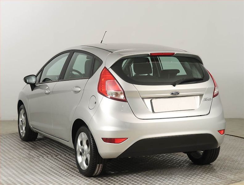 Ford Fiesta (2015) Comfort 1.25, Serv.kniha - fotka 4 z 18