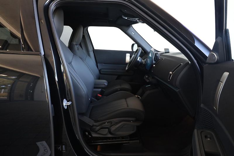 Mini Countryman C - fotka 14 z 16