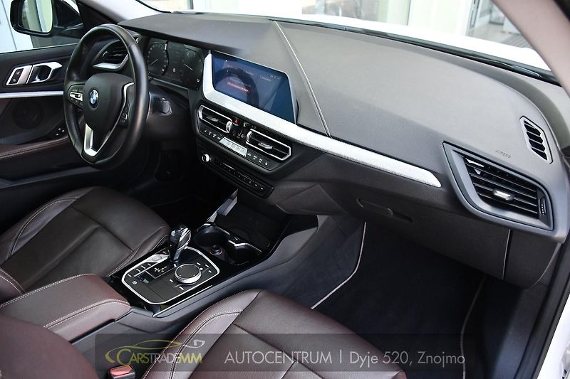 BMW Řada 2 218d ČR 1.MAJ - fotka 15 z 47
