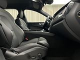Volvo XC60 B4 AWD DARK PLUS CZ 1. maj. - náhled 19
