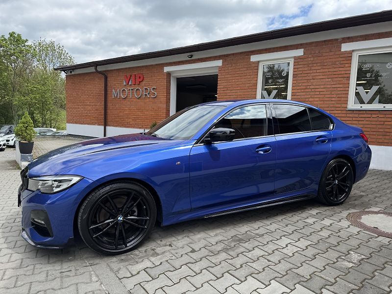 BMW Řada 3 320xD-M PRO-R19-NIGHT-PERFORMA - fotka 2 z 39