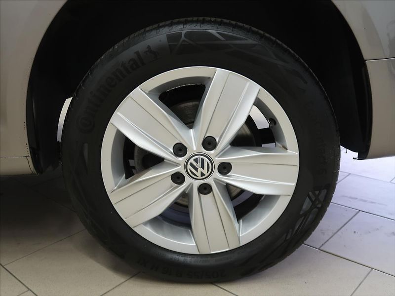Volkswagen Caddy 1,4 TSI DSG Maxi! - fotka 32 z 33