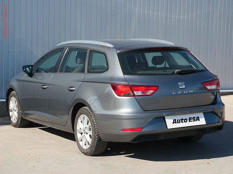 Seat Leon (2017) 1.6 TDi, Style, navi - fotka 6 z 20