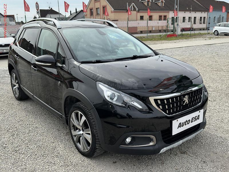 Peugeot 2008 (2019) 1.2PT, Crossway, navi, panor - fotografie inzerátu