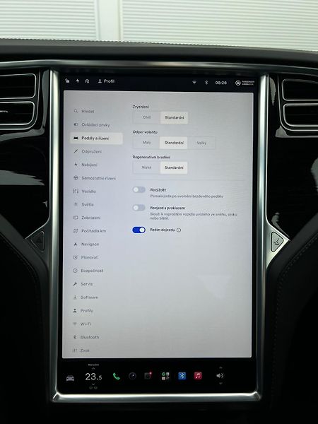Tesla Model S 75 Business MCU2 Panorama - fotka 16 z 24
