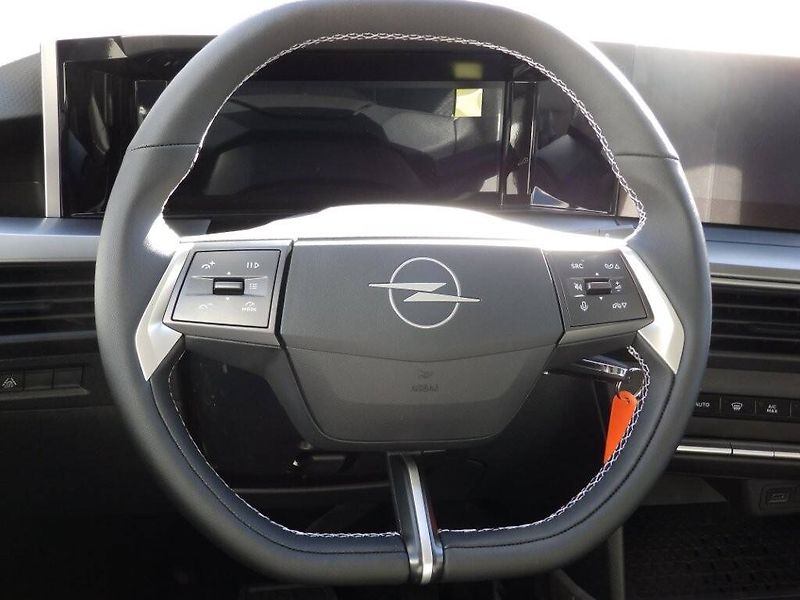 Opel Frontera (2026) Edition Hybrid 1.2Turbo - fotka 17 z 30