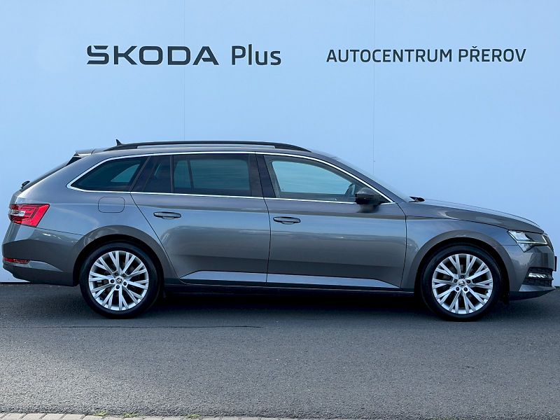Škoda Superb (2023) 2.0 TDI 110kW DSG Business - fotka 31 z 35