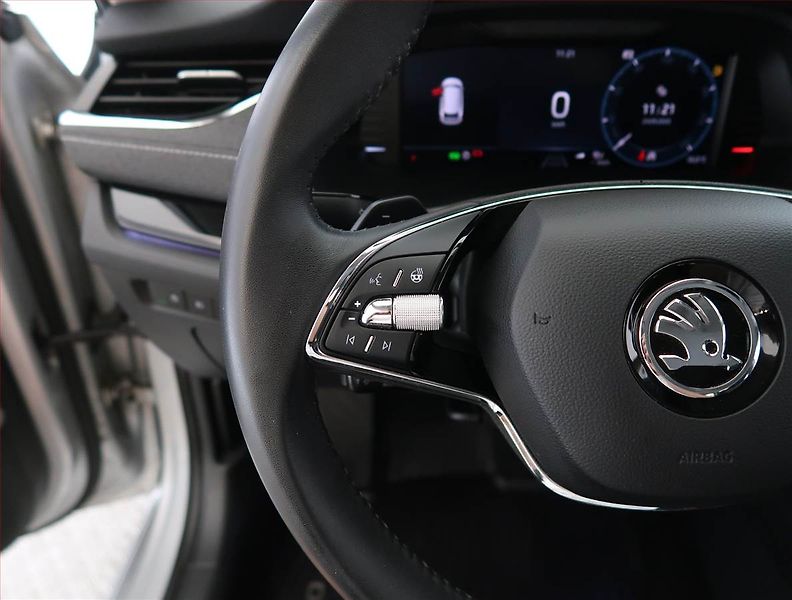 Škoda Octavia (2023) 2.0 TDI, Automat, ČR,1.maj - fotka 23 z 27
