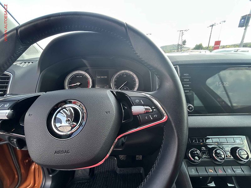 Škoda Karoq (2022) 1.0TSi, ČR, Ambition - fotka 18 z 18