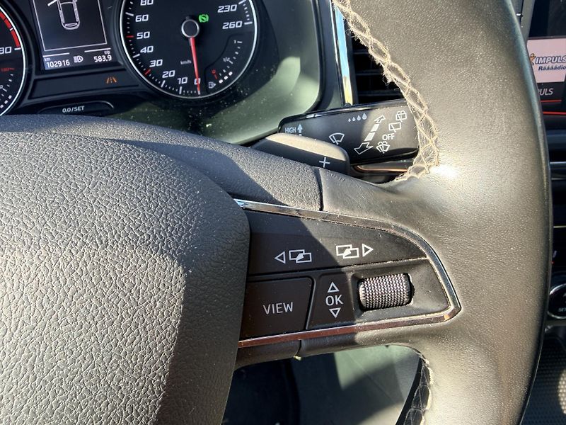 Seat Ateca 1.4TSI 110KW TAŽNÉ 360 KAMERY - fotka 21 z 53