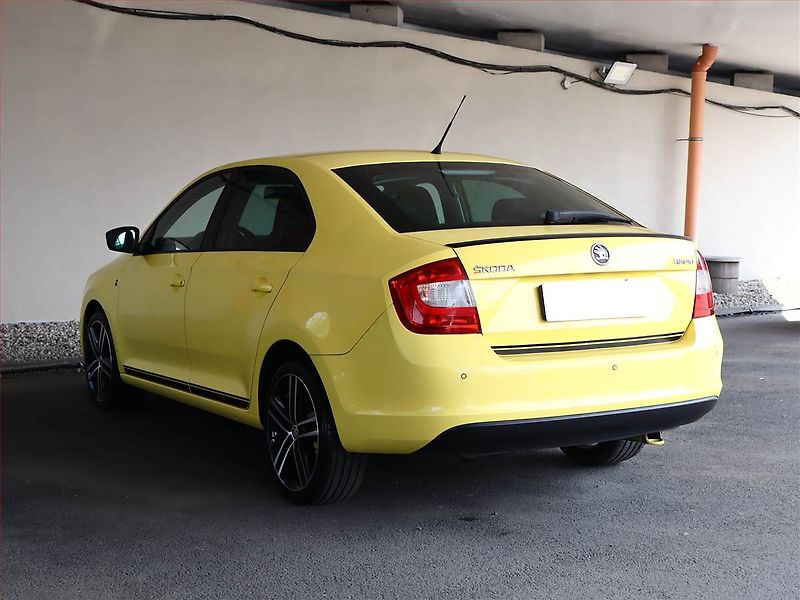 Škoda Rapid (2014) Ambition 1.2 TSI, Serv.kniha - fotka 4 z 14