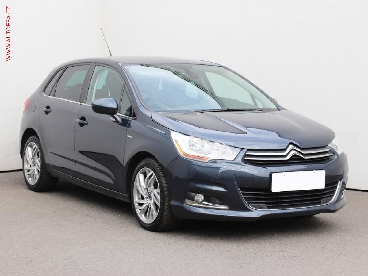 Citroën C4 1.6 VTi, Tendance, výhřev sed