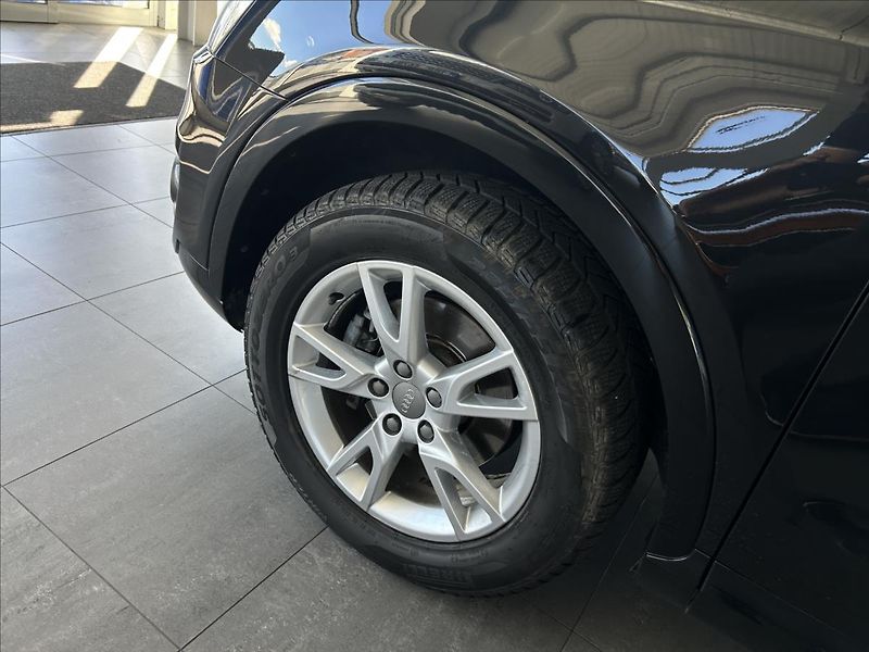 Audi Q3 2,0   TDI 130kW,AUTOMAT,QUATTR - fotka 26 z 26