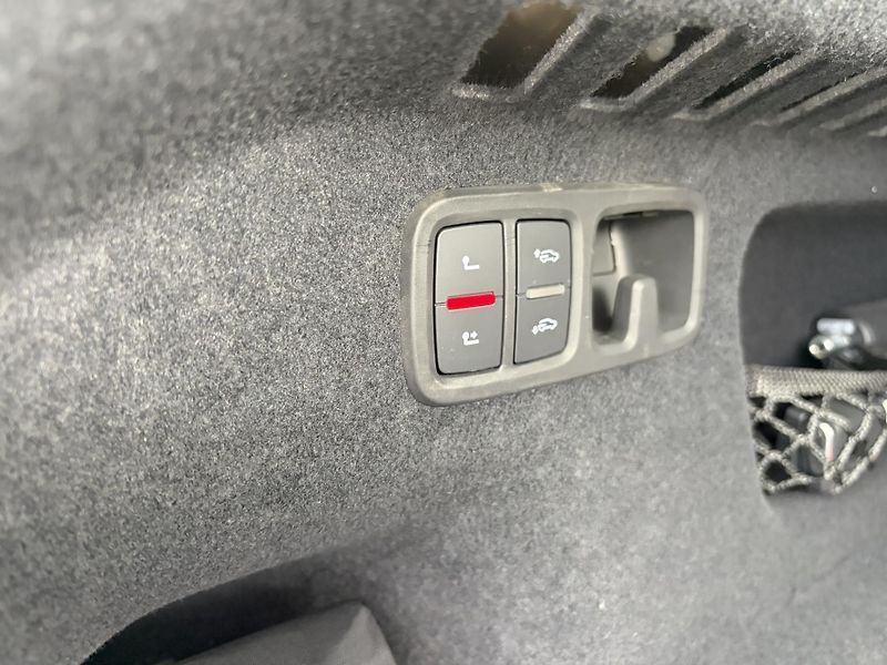 Audi Q8 4MN0L218 3.0TDi 210kW S-Line - fotka 16 z 21