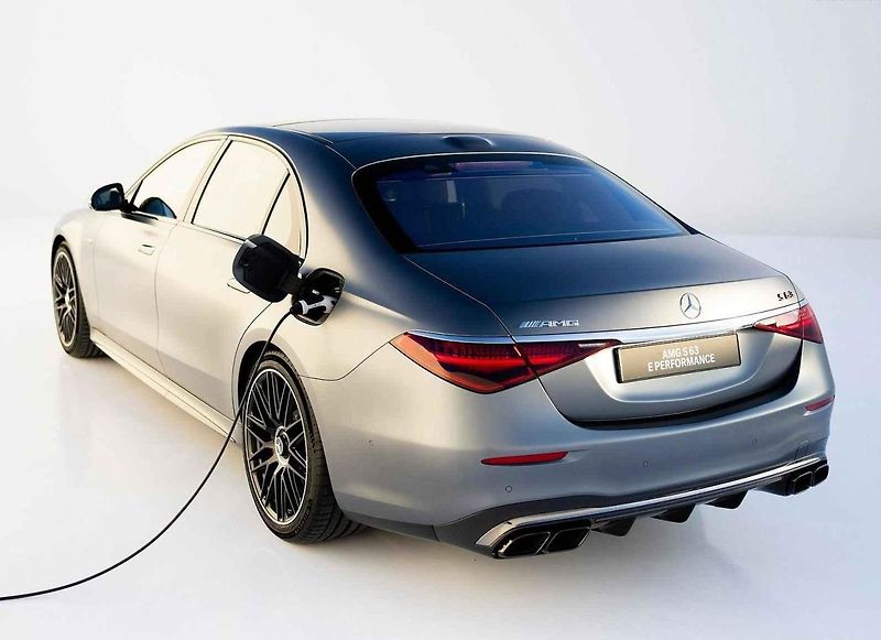 Mercedes-Benz S 63 AMG E Performance
