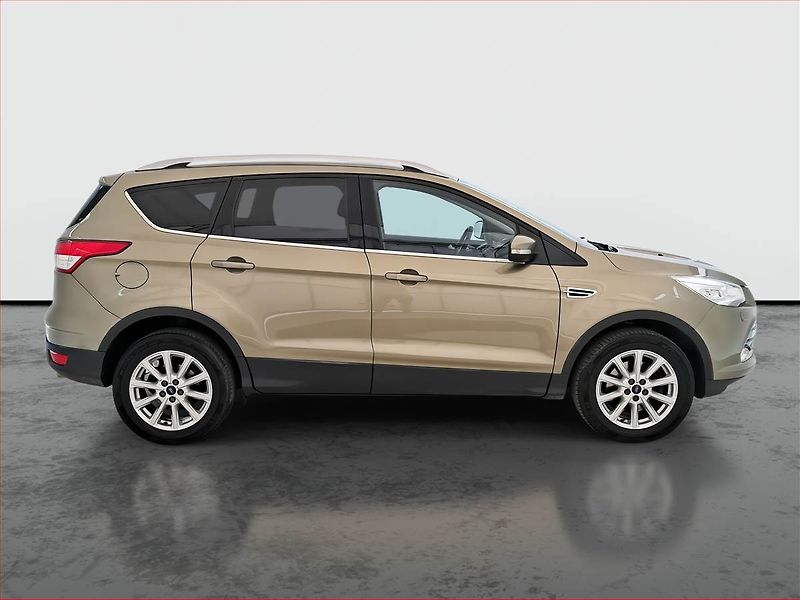 Ford Kuga (2015) 2.0 TDCi, 4X4, Kůže, Navi - fotka 6 z 19