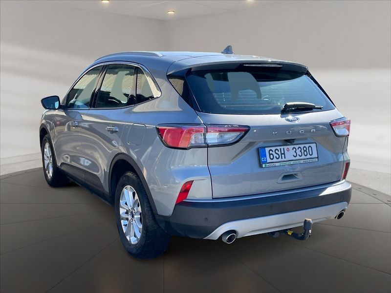 Ford Kuga 1,5 EB 110 Titanium - fotka 4 z 11