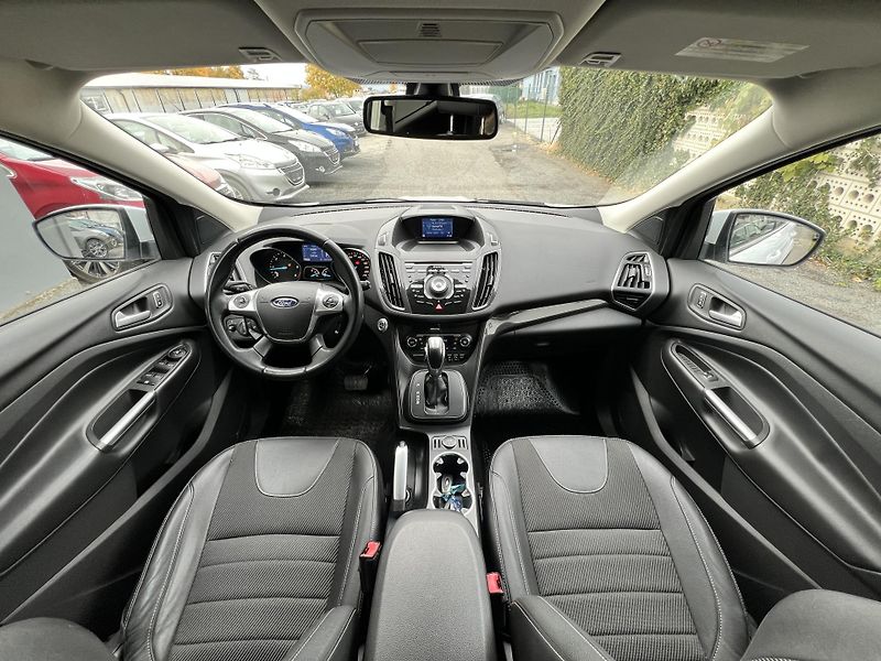 Ford Kuga 2.0TDCi 4x4 AUTOMAT TITANIUM  - fotka 18 z 44