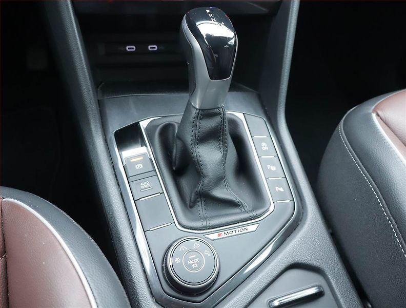 Volkswagen Tiguan (2021) Elegance 2.0 TDI - fotka 13 z 24