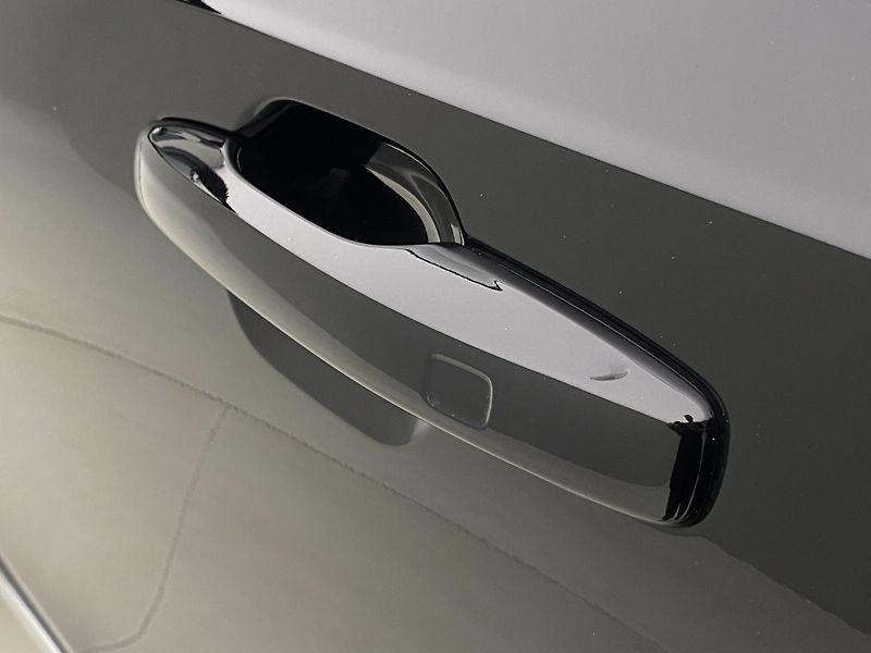 Volvo XC90 B5 AWD BRIGHT PLUS AUT CZ 7m - fotka 37 z 64