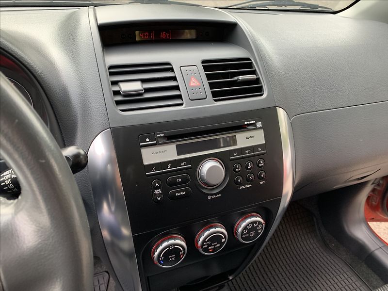 Suzuki SX4 1,6 i ČR,SERVISKA - fotka 11 z 16