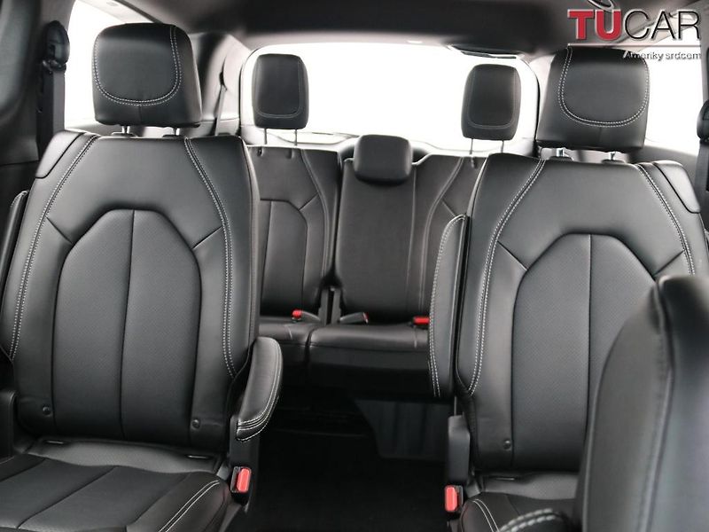 Chrysler Pacifica (2026) Select AWD 3.6 V6 - fotka 40 z 62