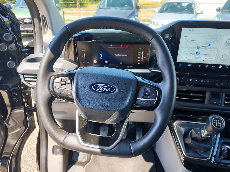 Ford Tourneo Custom (2026) L2 , Titanium , čr, 1.majitel - fotka 12 z 12
