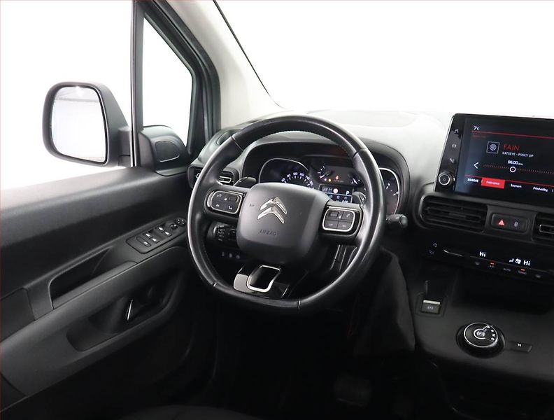 Citroën Berlingo (2019) Shine 1.5 BlueHDi, 5Míst, ČR - fotka 7 z 20
